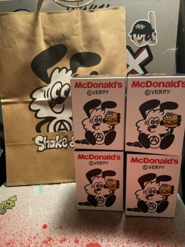Verdy Vick x Mcdonald Figure 4 Pcs Set Limited Hong Kong Verdy Vick x Mcdonald Figure 4 Pcs Set Limited Hong Kong