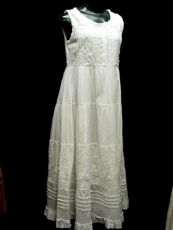 Cotton chemise Edwardian Victorian dress Skirt is lined sizes S to XL White