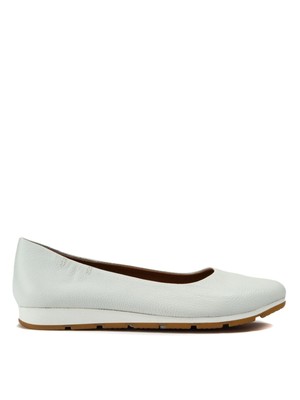 

Женские кожаные балетки на танкетке BARETRAPS белого цвета с круглым носком на танкетке 7,5 м, Белый, BT27159