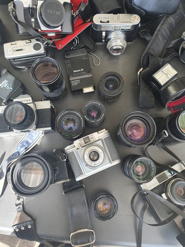 Großes Kamera Konvolut Minolta,Porst,Praktica viele diverse Objektive