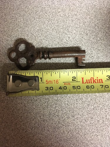 Antique Victorian Skeleton Barrel Key