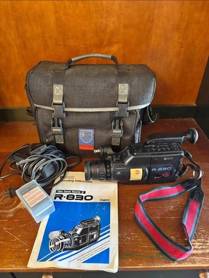 Camcorder Ricoh R-830 Video Camera Parts Only - UNTESTED