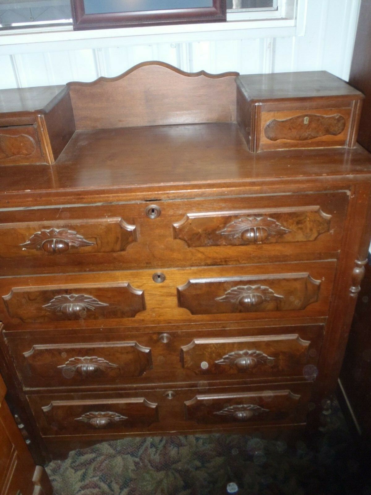 VINTAGE SOLID OAK WOOD  DRESSER,NICE