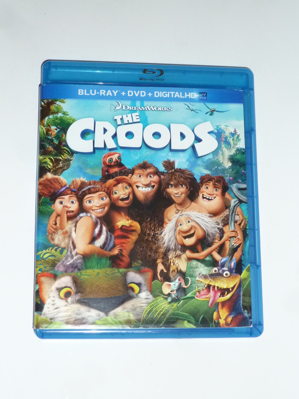 The Croods Blu-ray & DVD 2-Disc Set cartoon movie caveman family Dreamworks! The Croods Blu-ray & DVD 2-Disc Set cartoon movie caveman family Dreamworks!