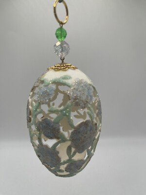 Vintage Christmas Handcrafted Large Egg Filigree Floral Elegant Tree Ornament