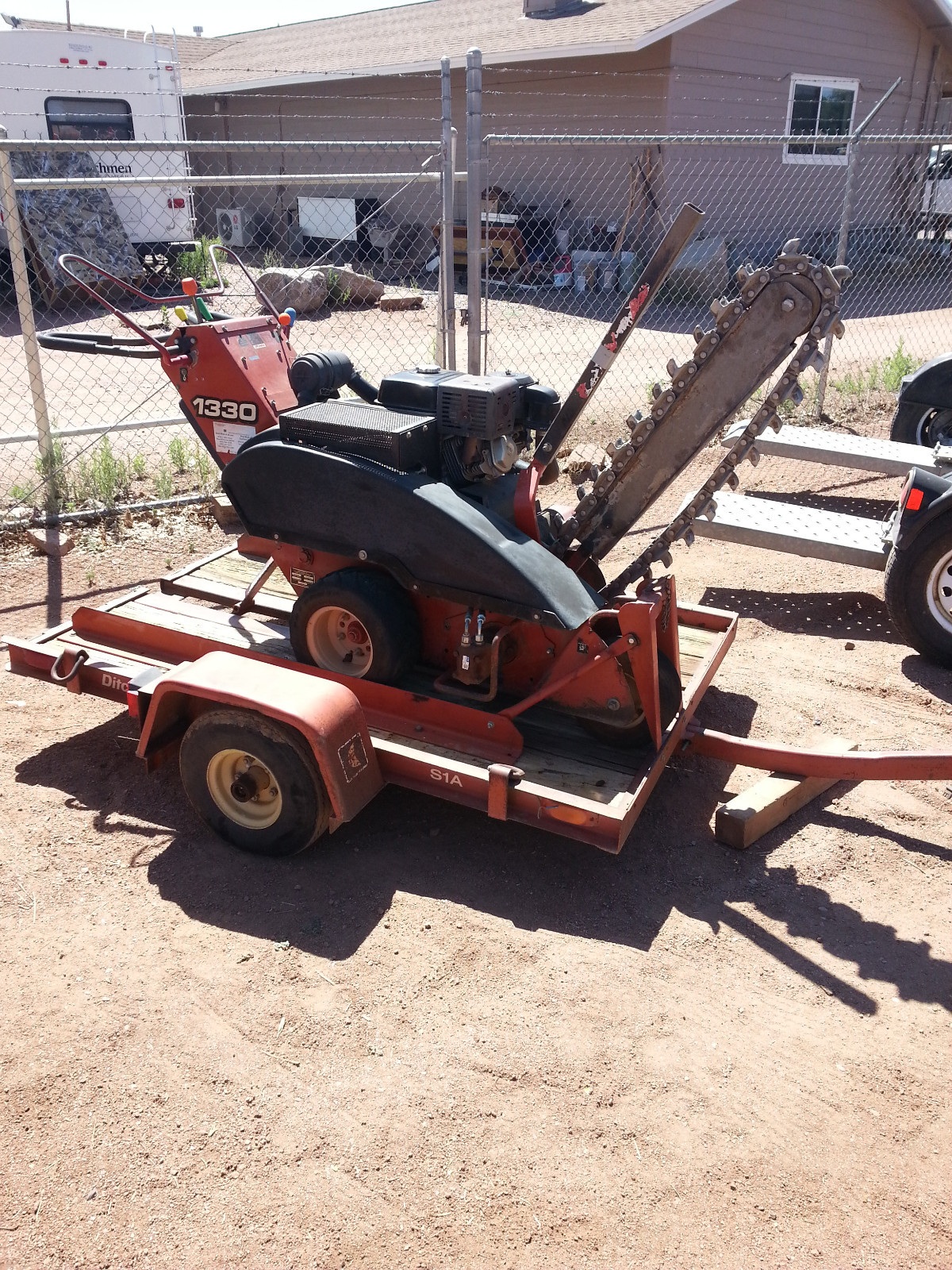 Ditch Witch 1330 Trencher with Trailer
