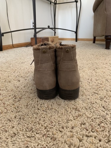 Women’s Winter Boots - Sporto size 8