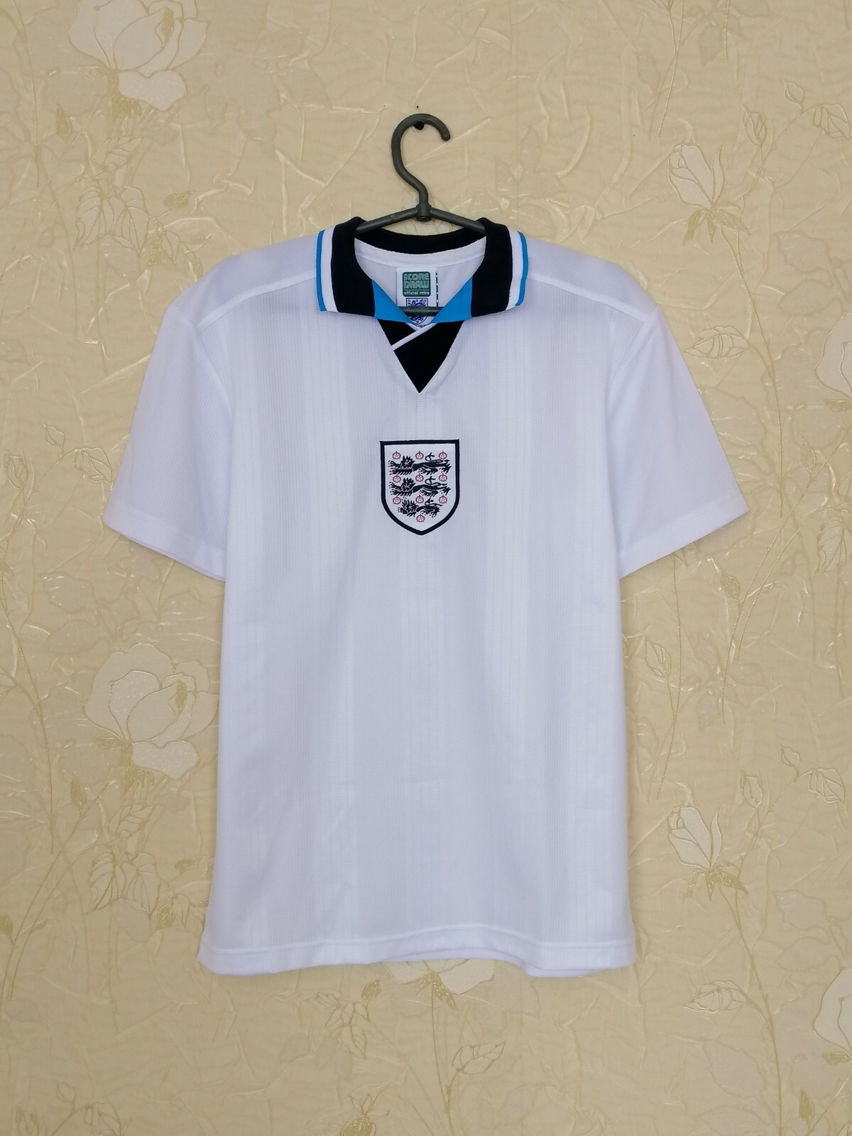 England 1995 - 1997 home football shirt jersey Score Draw