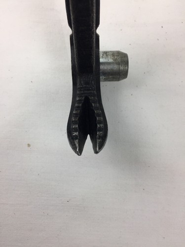 Dewalt 10 inch Claw Bar Nail Pry Puller Remover Pulling Digger Tool