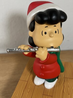 2011 Hallmark Peanuts Wireless Band Animated Lucy Play Flute Music Motion