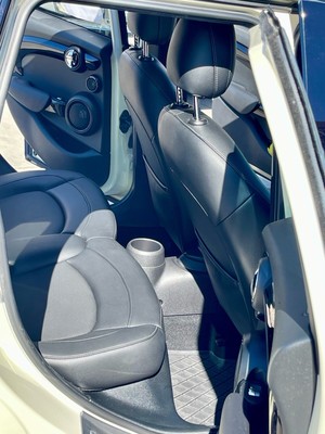 image 2 of interior