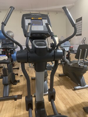 Life Fitness Cross Trainer for sale in UK | View 37 ads
