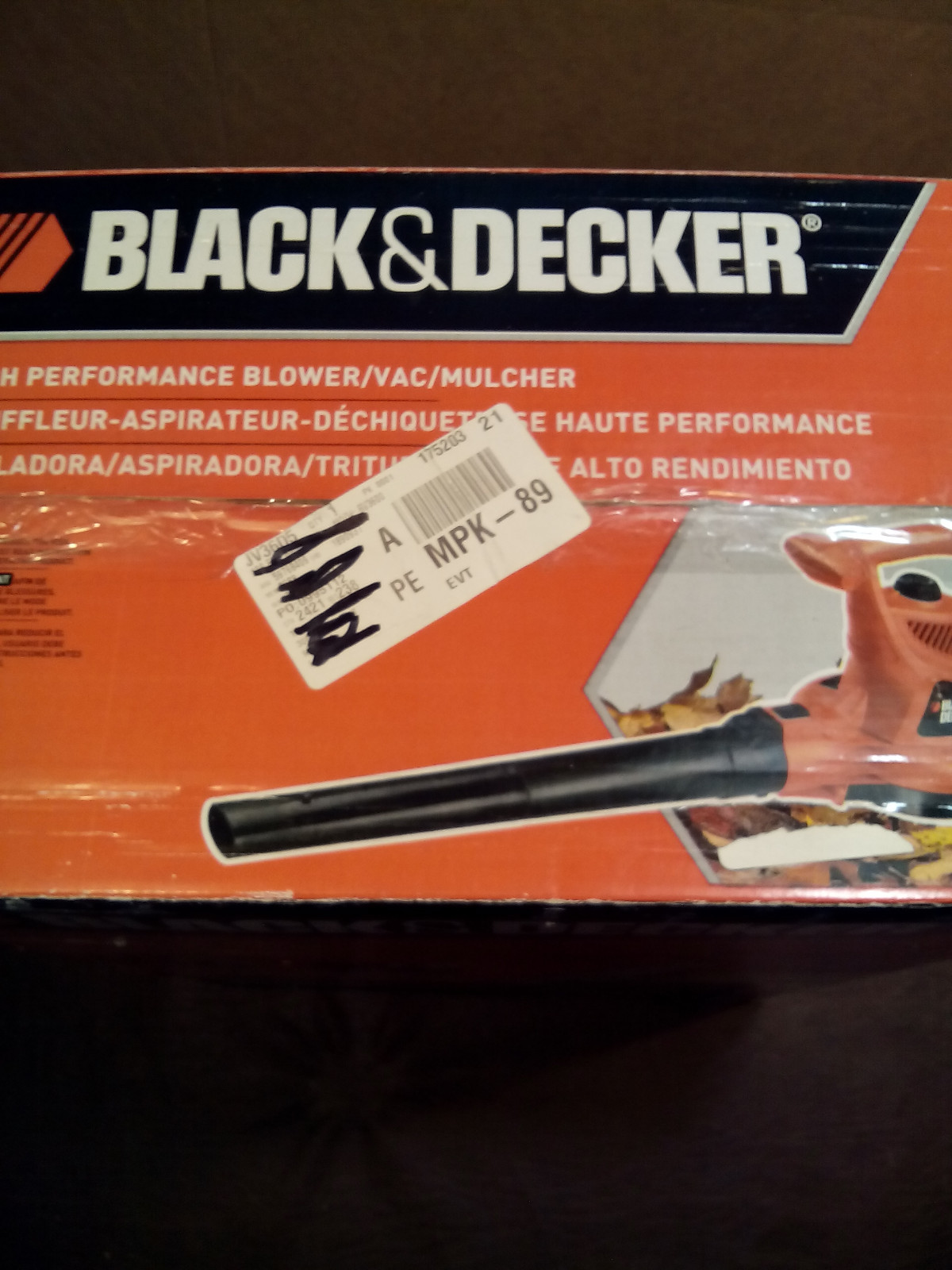 BLACK & DECKER HIGH PREFORMANCE ELECTRIC BLOWER/VAC/MULCHER MODEL# BV3600