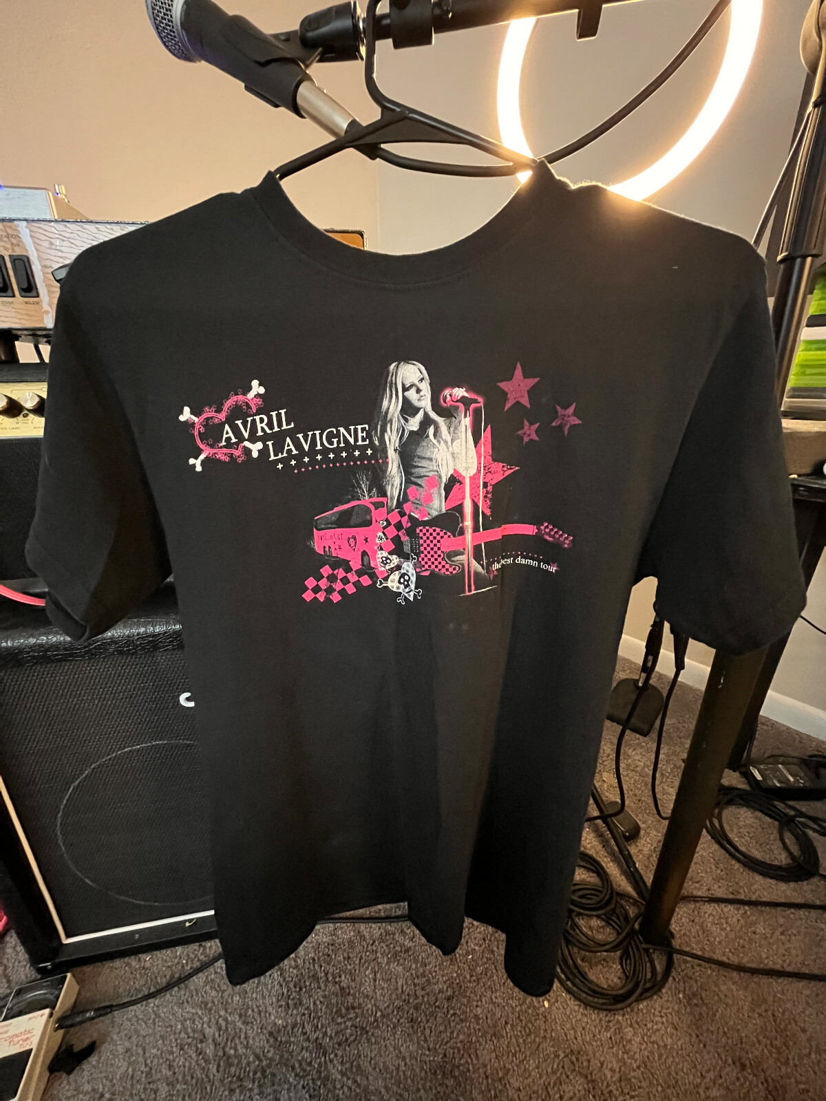 AVRIL LAVIGNE 初来日ツアーTシャツ 未使用 AVRIL LAVIGNE 初来日ツアー