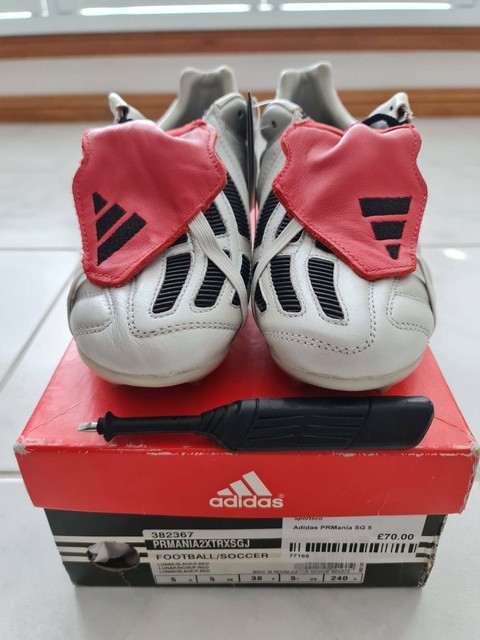 adidas predator mania 2018