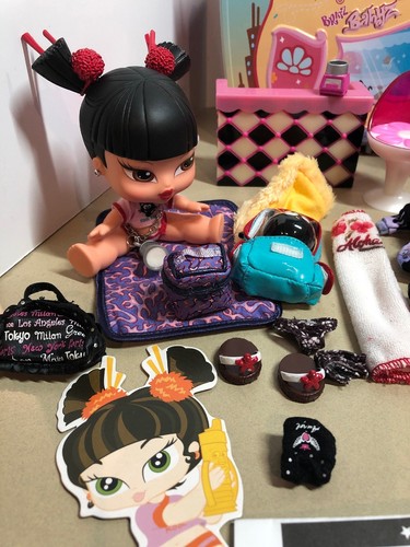 Bratz Babyz Chill Out Lounge Lunchbox Playset-JADE & SASHA BABY DOLLS & Acc