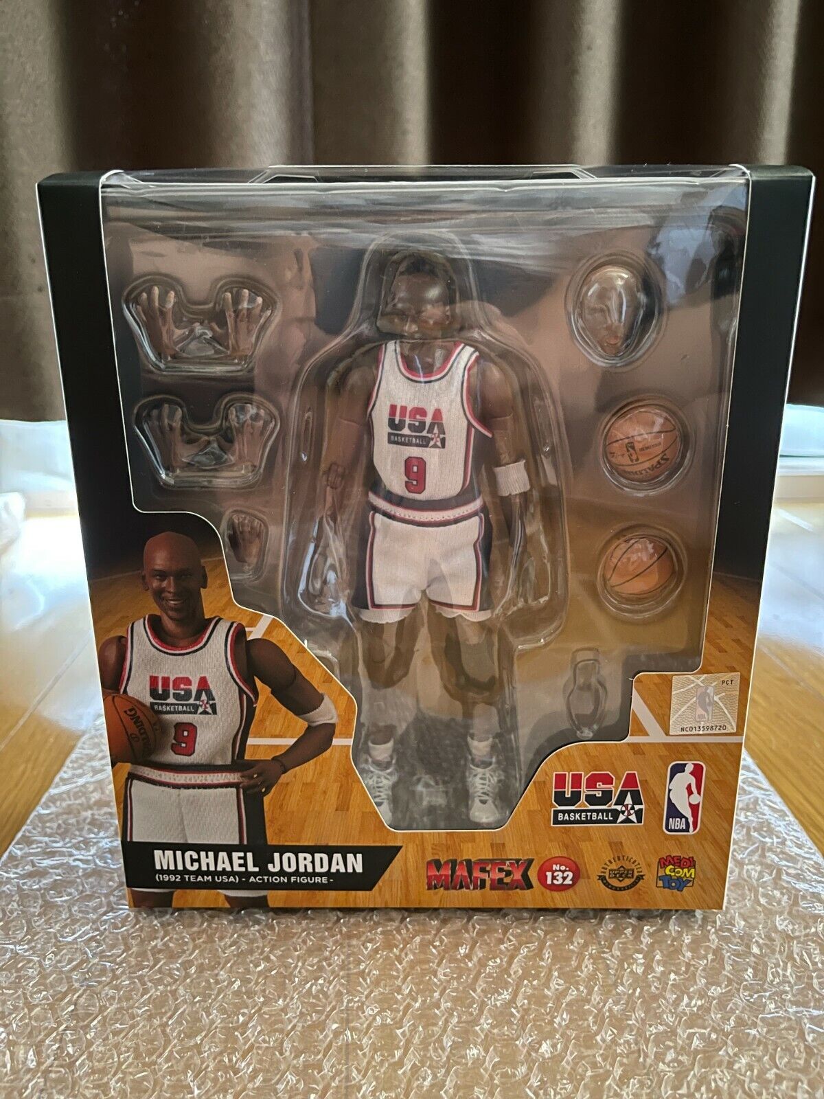 MAFEX Michael Jordan (1992 TEAM USA) ver. Figure No.132