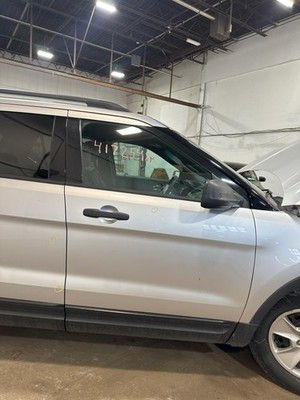 (LOCAL PICKUP ONLY) 11-17 FORD EXPLORER Front Door Passenger Side Right