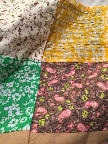 Vintage Quilt Top Colors Spring Flowers ?? Plaid Design Retro Hippie 60x80 ”