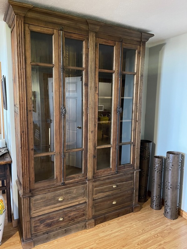 ARHAUS HUTCH