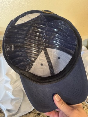 Cleveland Indians 黒 キャップ 7 3/8МＬB公認シール無し Cleveland Indians 黒 キャップ 7 3/8МLB公認シール無し