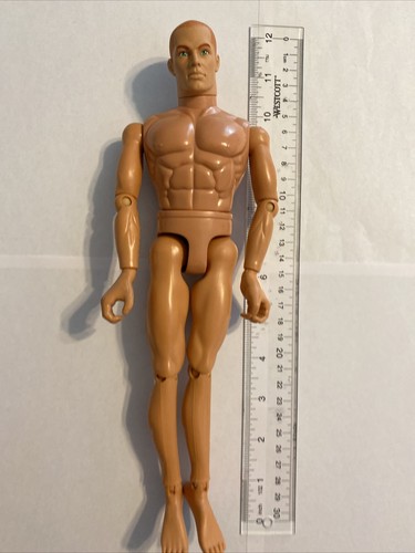 GI JOE ACTION FIGURE 12