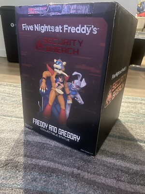 FNAF Freddy And Gregory Collectible Statue