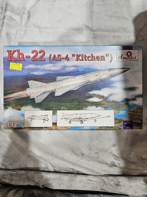 Amodel 1/72 Kh-22 As-4 Kitchen Box 47