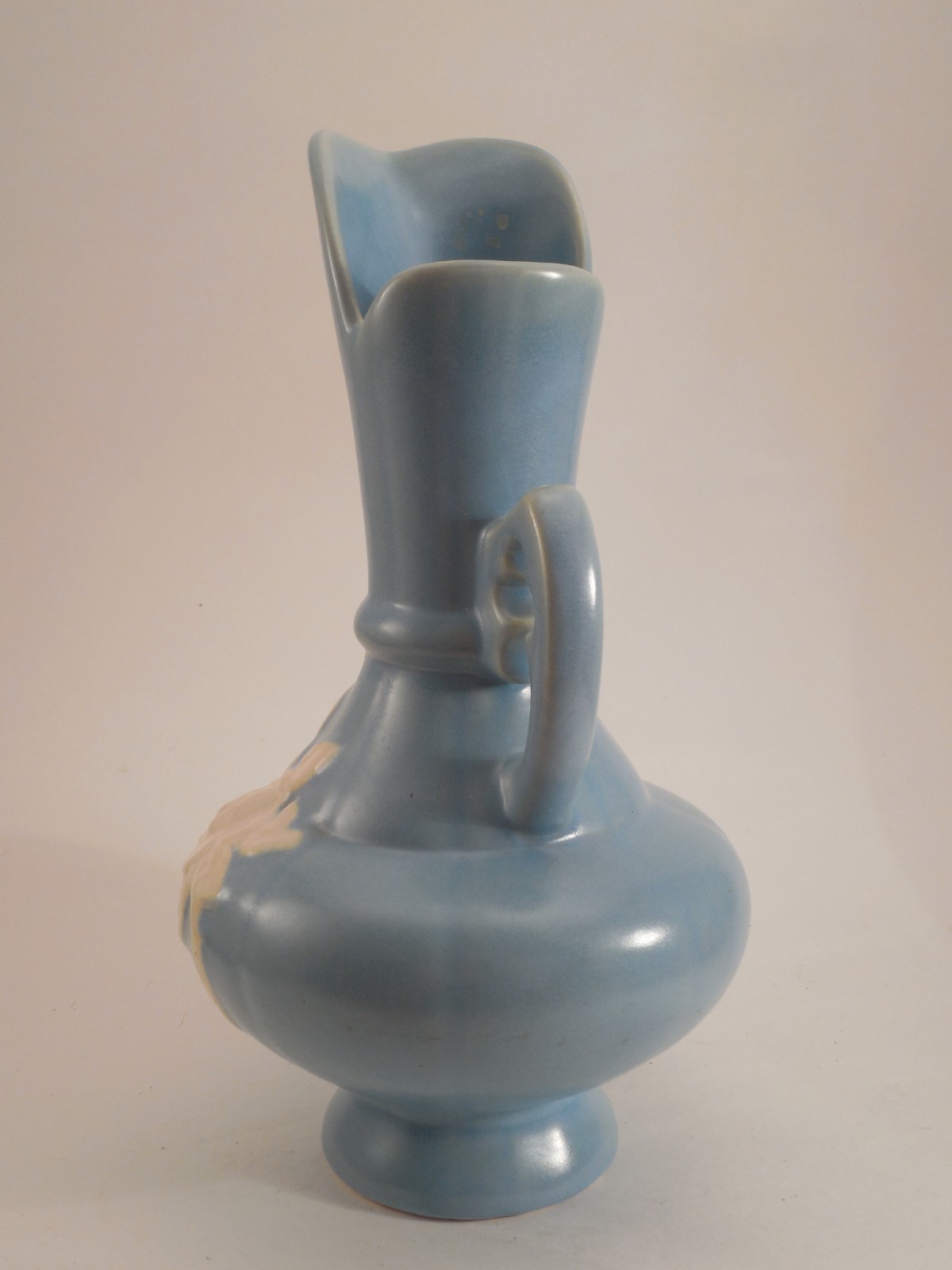 Vintage 1920s-1930s Weller Pottery Cameo Pattern Blue White Floral Ewer Pitcher