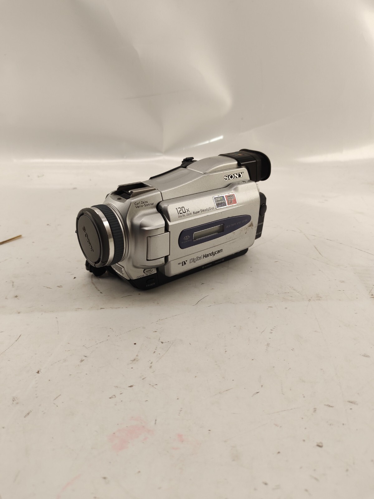 SONY　DCR-TRV18　MiniDV対応　セット Sony DCR-TRV18 Mini DV Digital network Handycam video