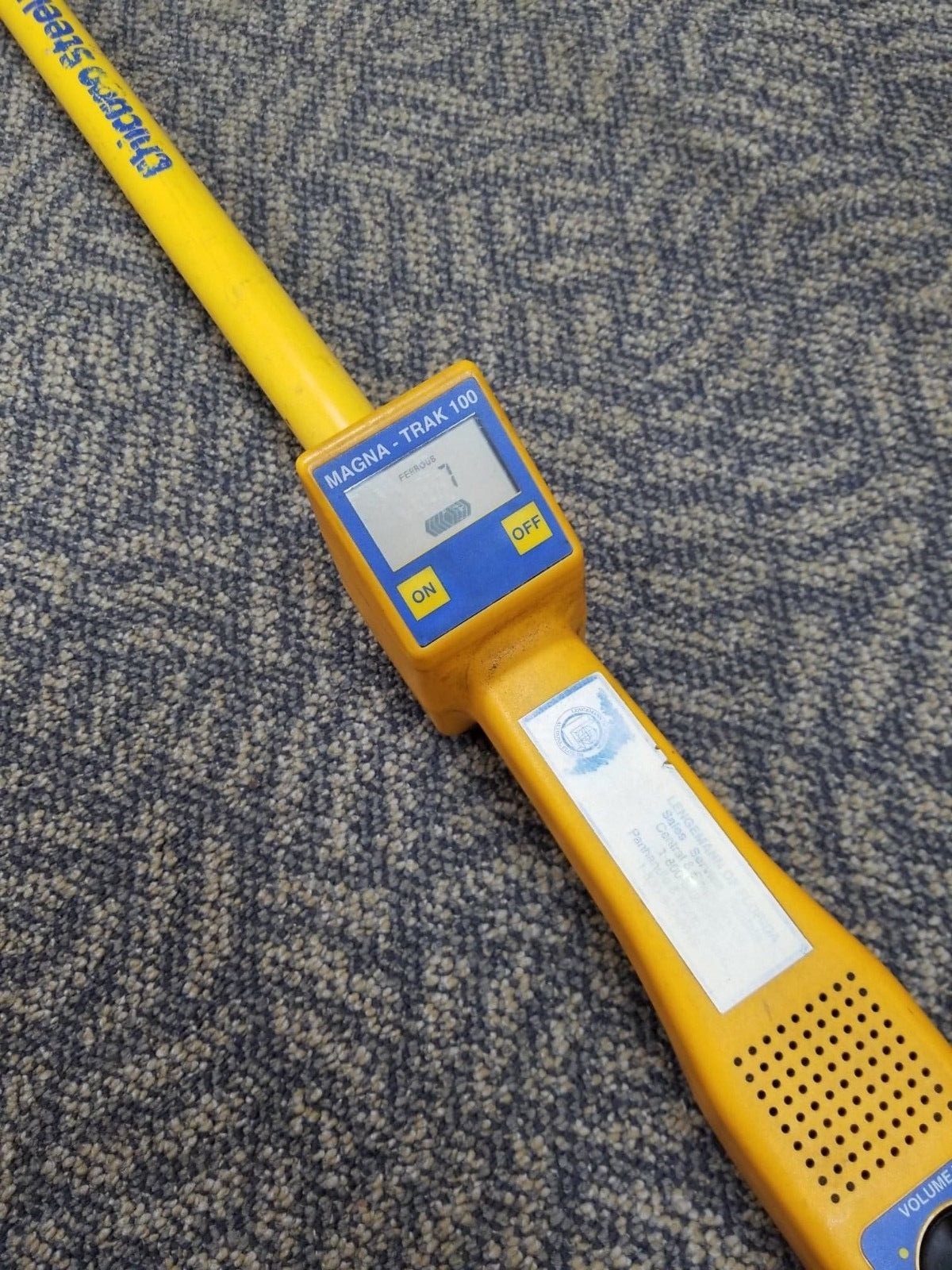 CST Berger Magna-Trak 100 Magnetic Locator with Soft Case