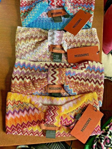 ファッション雑貨・小物その他 Missoni Scarves Hats & Gloves Viscose blend scarf with chevron pattern and fringes