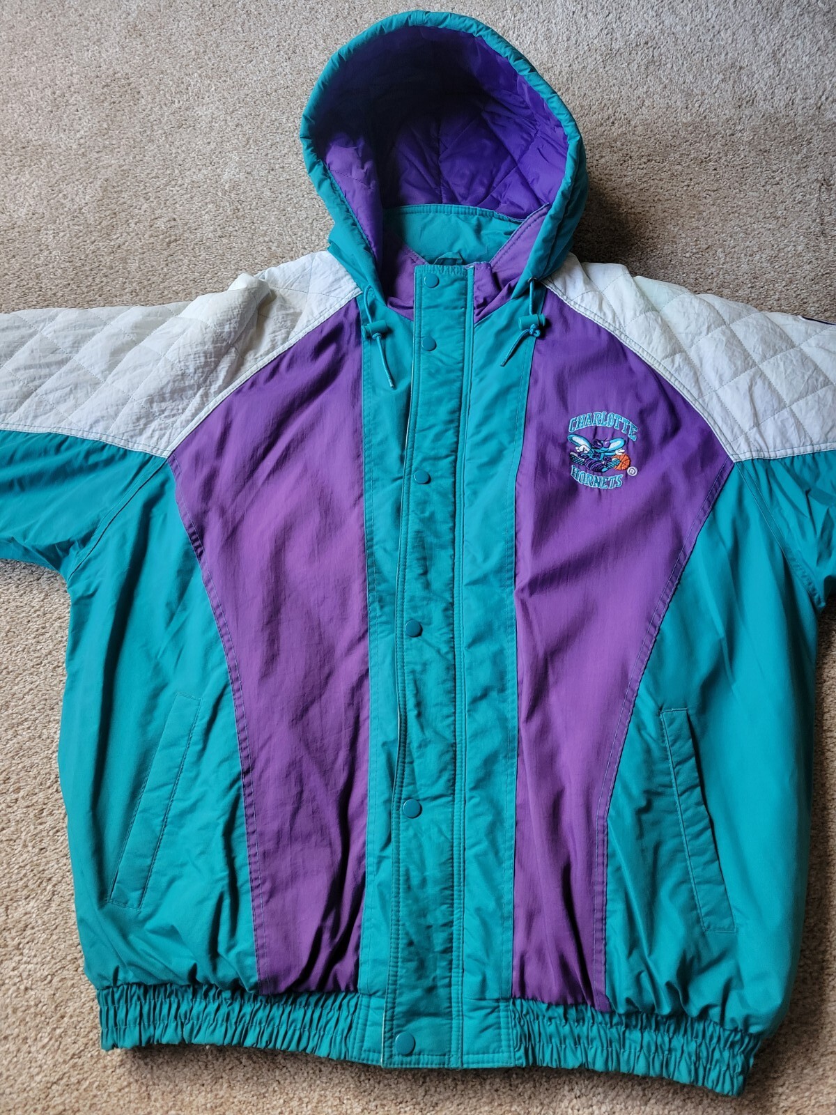 VINTAGE 90's Charlotte Hornets XXL STARTER JACKET NBA VINTAGE 90's Charlotte Hornets XXL STARTER JACKET NBA