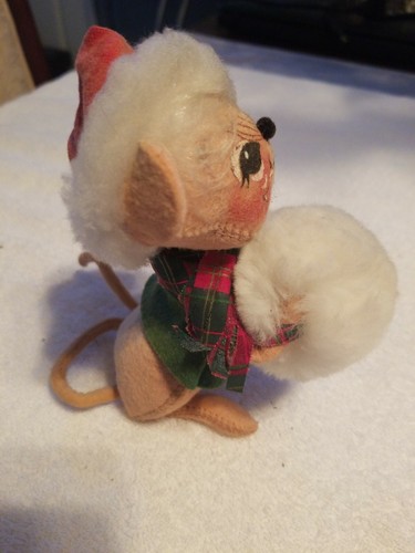 Annalee Doll Mouse with Muffler 1996