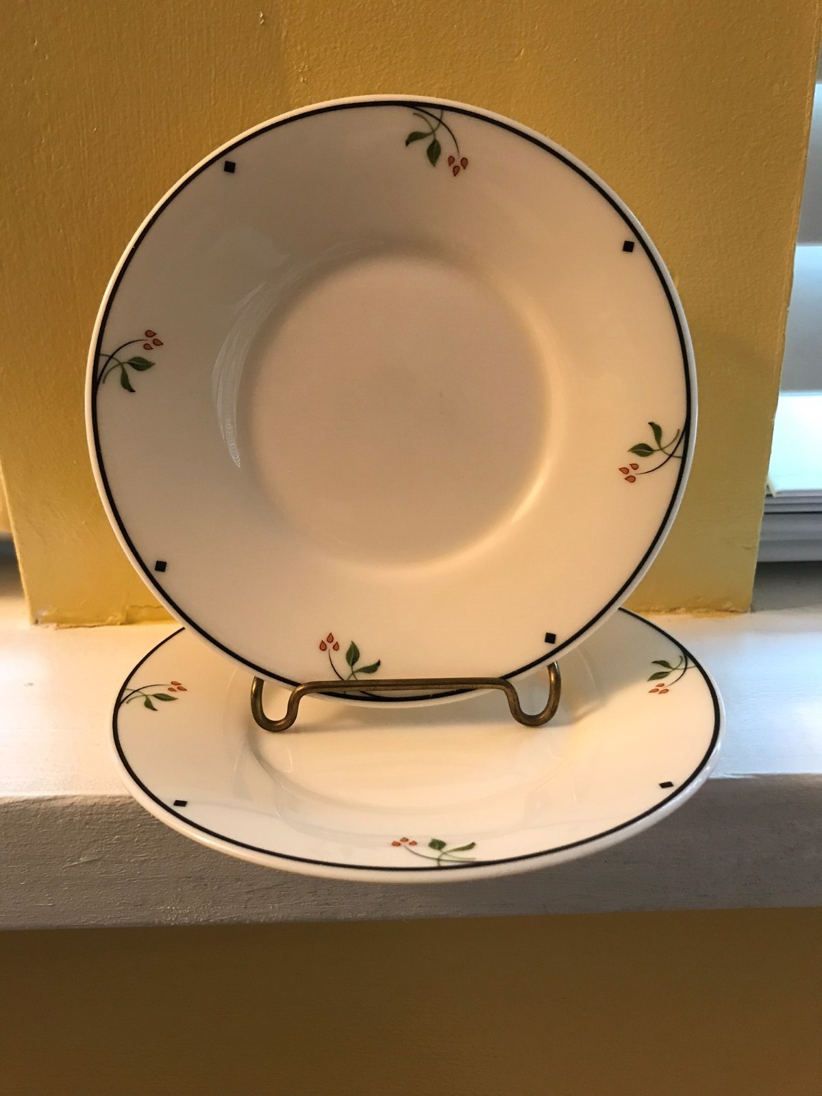 Five (5)  Gorham Ariana  Town & Country    Saucers   Fine China Collection