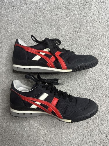 Asics Onitsuka Tiger Ultimate 81 Black White Red Shoes HN201 Asics Onitsuka Tiger Ultimate 81 Black White Red Shoes HN201