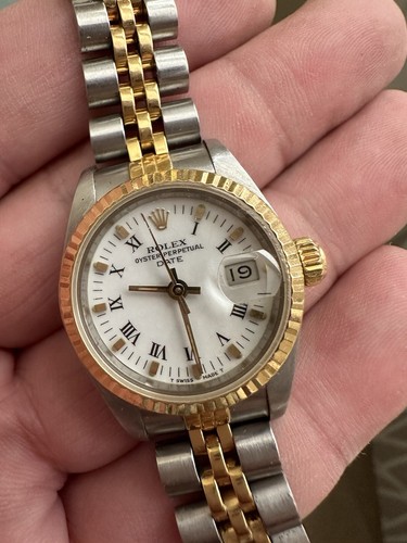 Pre-owned Rolex Barely Used Ladies  Watch 18kt Yellow Gold Without Box And Papers