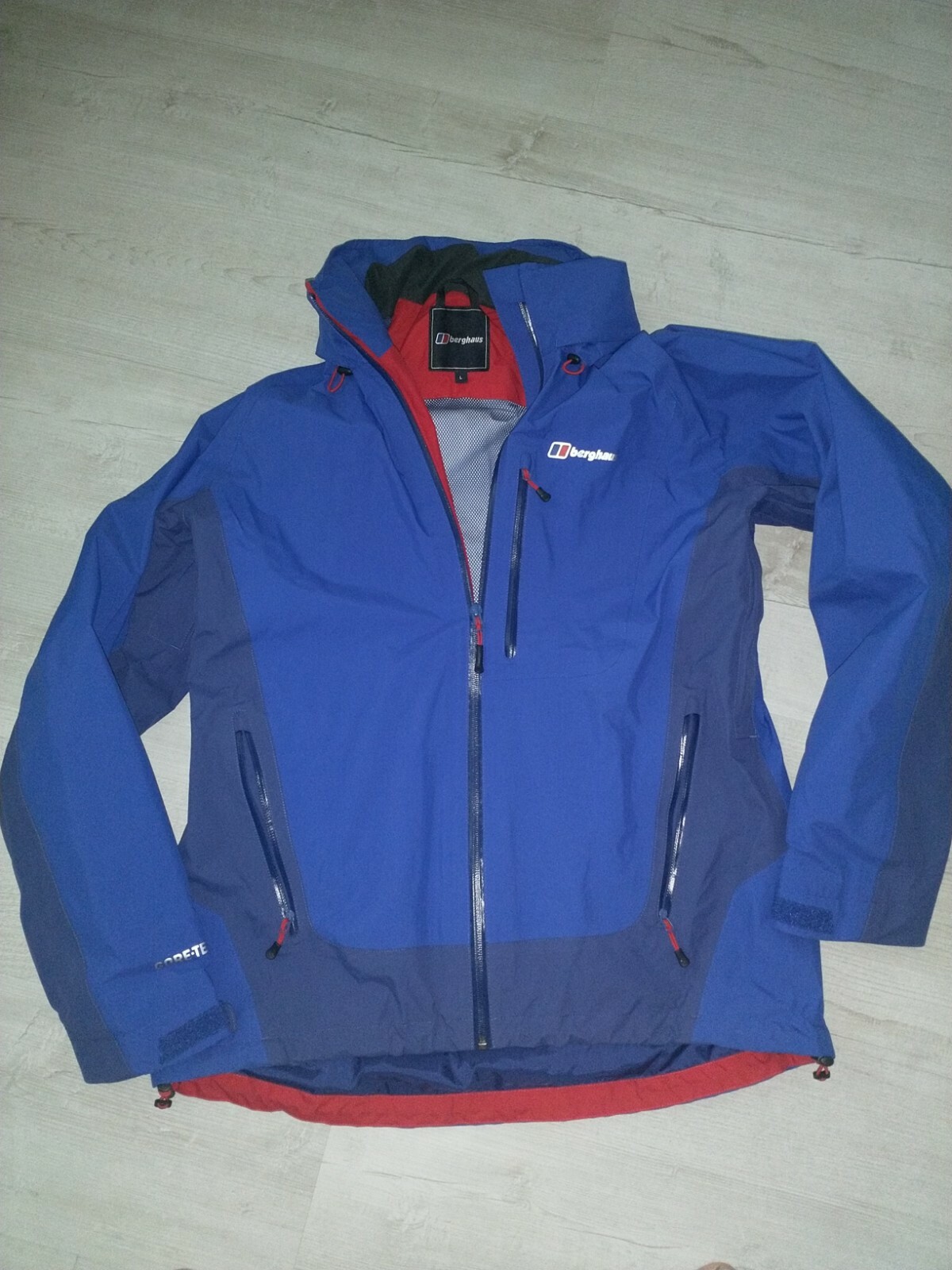 berghaus carrock jacket