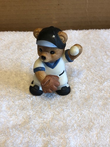 Home Interiors And Gifts Bear Baseball Player Figurine