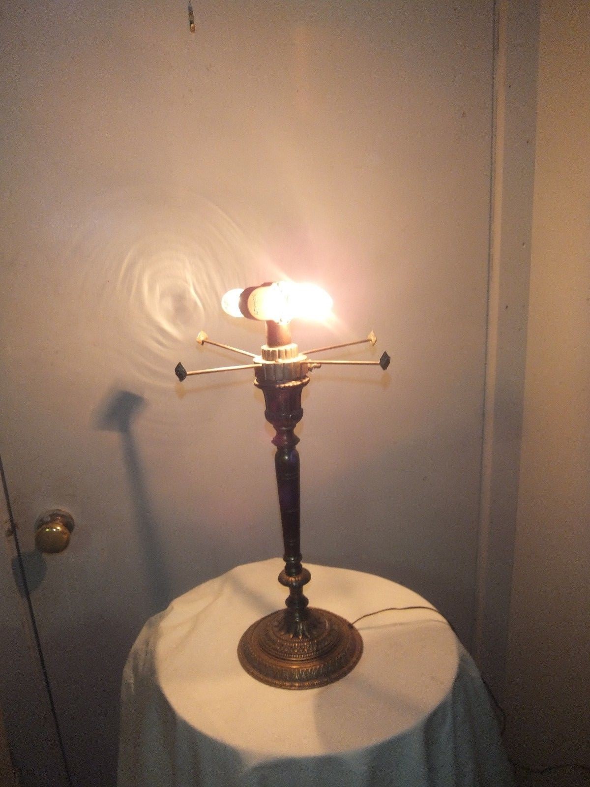 Oscar Bach Antique Table Lamp Base 18