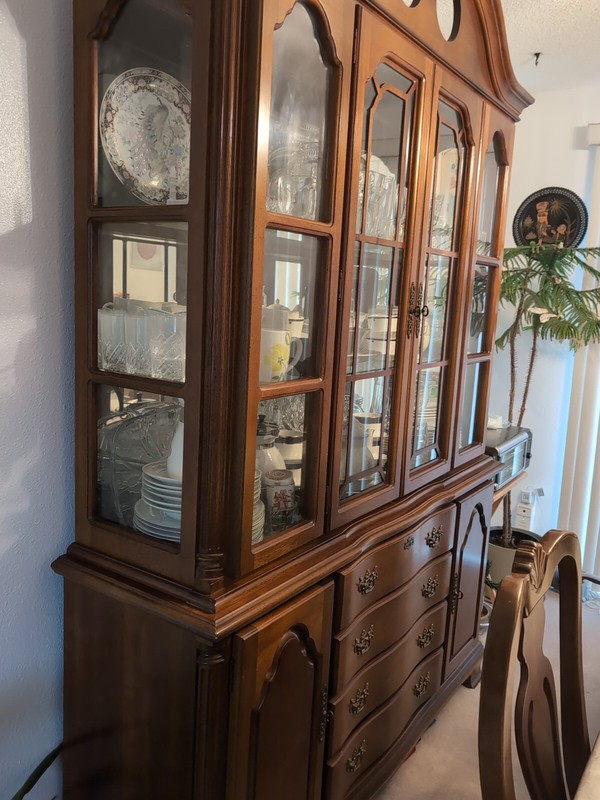 Antique China Hutch Cherry Finish , Beautiful Rich Finish. Excellent