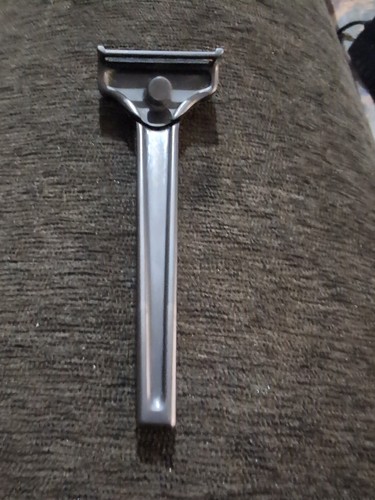 . No Blades