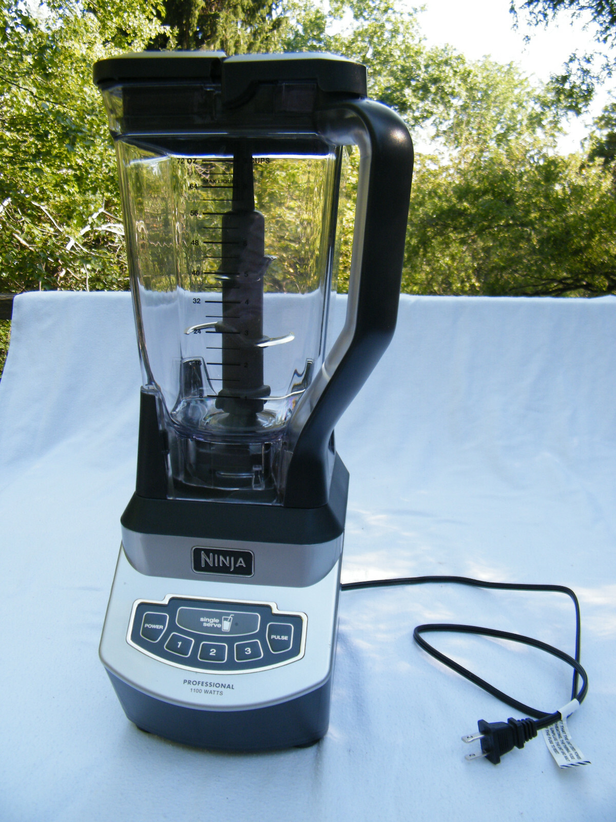Ninja Professional 72 Ounce Blender 3 Speeds + Pulse 1100