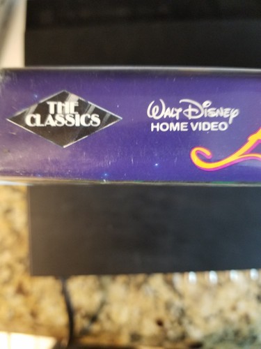 Walt Disney Black Diamond Classic Aladdin - Collectors Item - VHS Tape