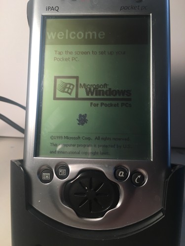 Compaq iPAQ h3150 With Monochrome Screen + Charger