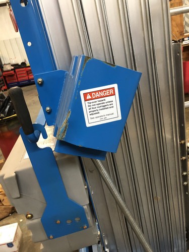 2017 GENIE AWP-25S DC POWERED VERTICAL MAST ONE MAN SCISSOR JLG AWP LIFT