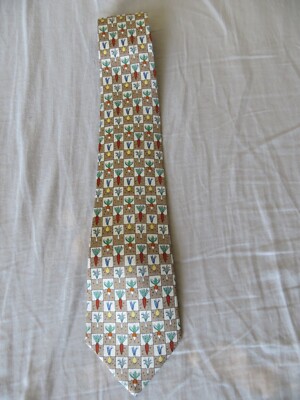 HERMES PARIS VEGETABLES CARROT TURNIP ONION  VINTAGE 100% SILK TIE