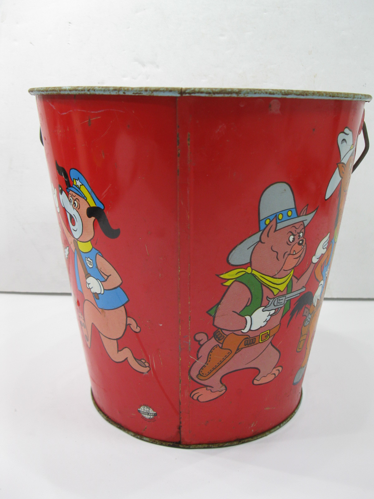 Vintage OHIO ART Huckleberry Hound Quick Draw McGraw Sand Bucket Pail