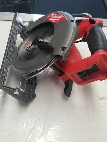 MILWAUKEE 2730-20 FUEL M18 CIRCULAR SAW (TOOL ONLY)