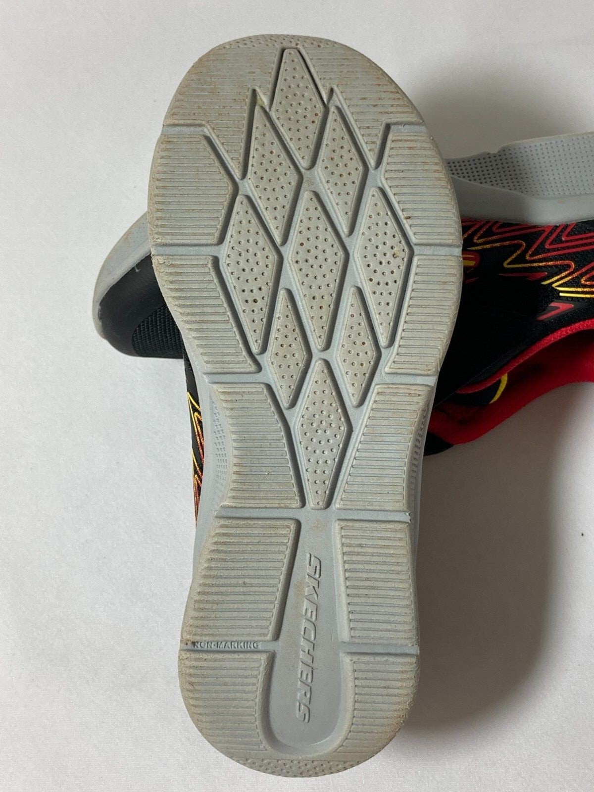 Skechers Big Kids Bungee Shoes Sneakers, Black, Pre-Owned